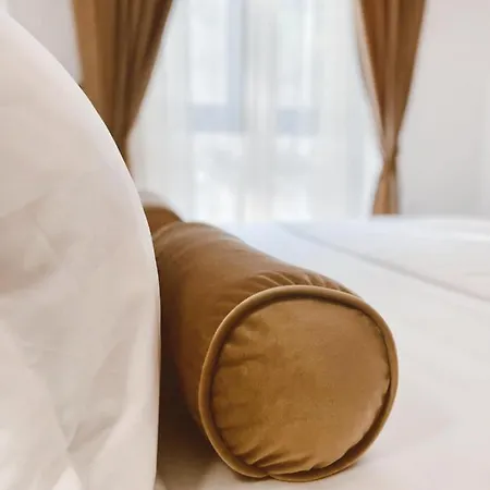 In Central With Private Parking *